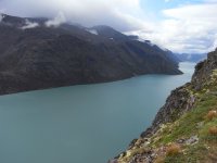 Blick aus der Höhe ins Fjord